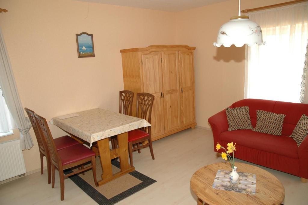 Landhotel Ostseetraum & Fewo Ρόστοκ Δωμάτιο φωτογραφία