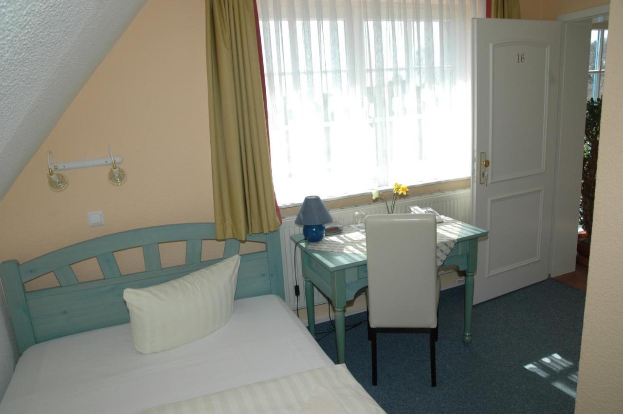 Landhotel Ostseetraum & Fewo Ρόστοκ Δωμάτιο φωτογραφία